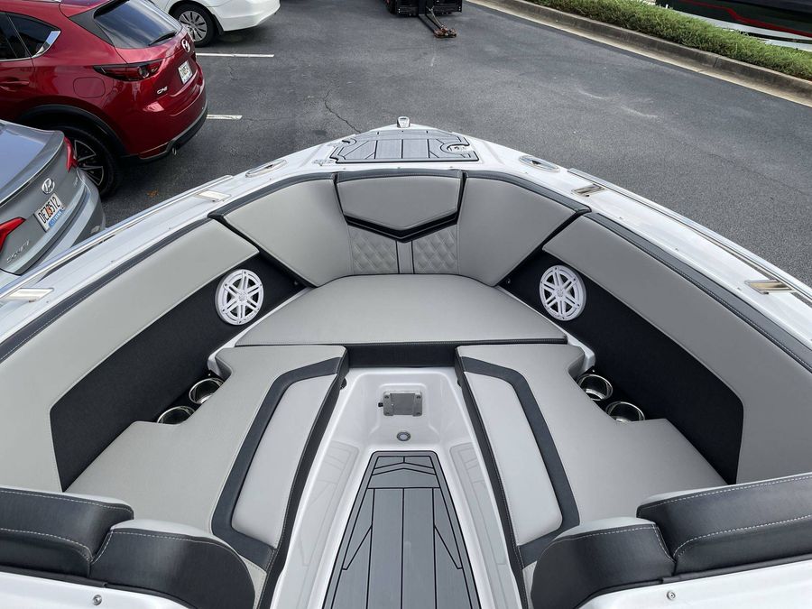 2025 Monterey 238SS, photo 11 of 30