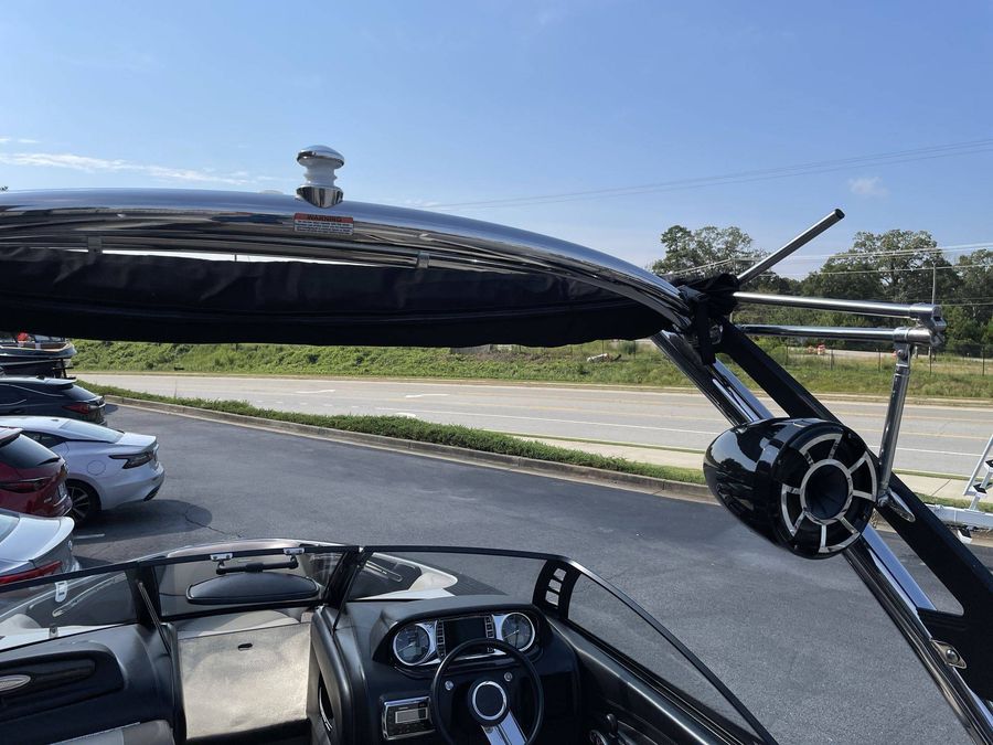 2011 Malibu 23 LSV, photo 7 of 30