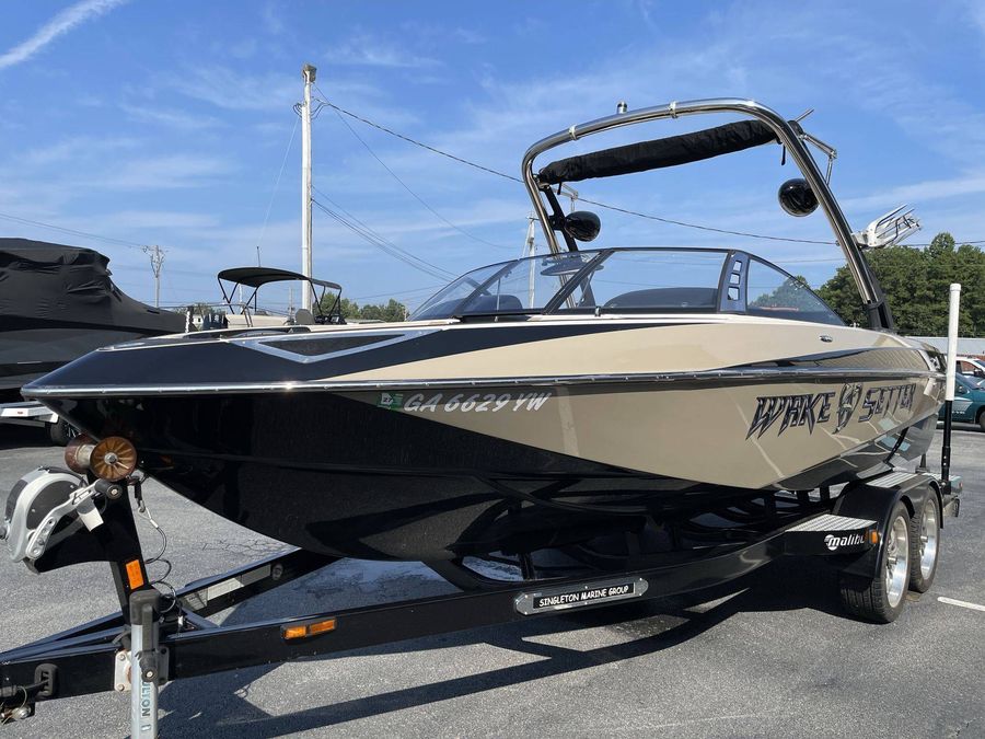 2011 Malibu 23 LSV, photo 3 of 30