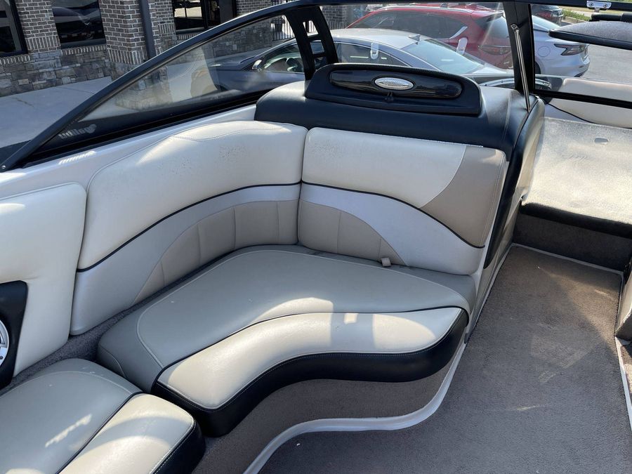 2011 Malibu 23 LSV, photo 13 of 30