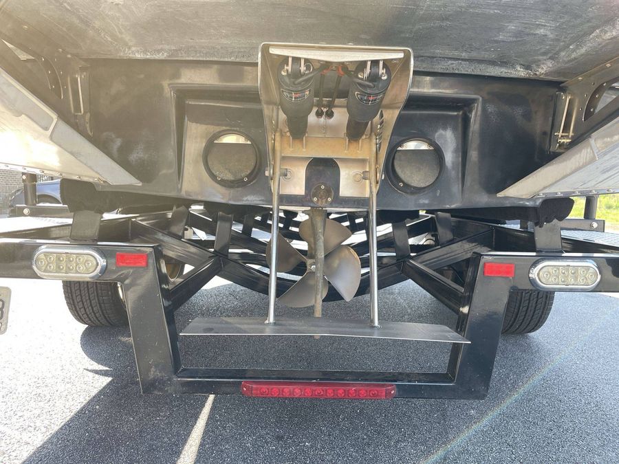 2011 Malibu 23 LSV, photo 4 of 30