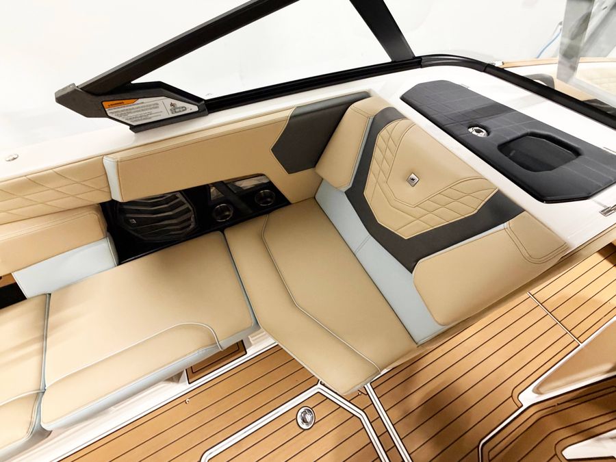 2023 Nautique G23, photo 7 of 11