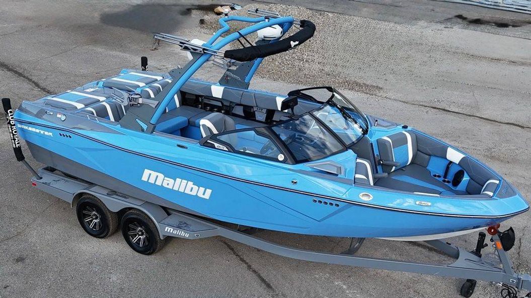 2025 Malibu Boats 23 LSV
