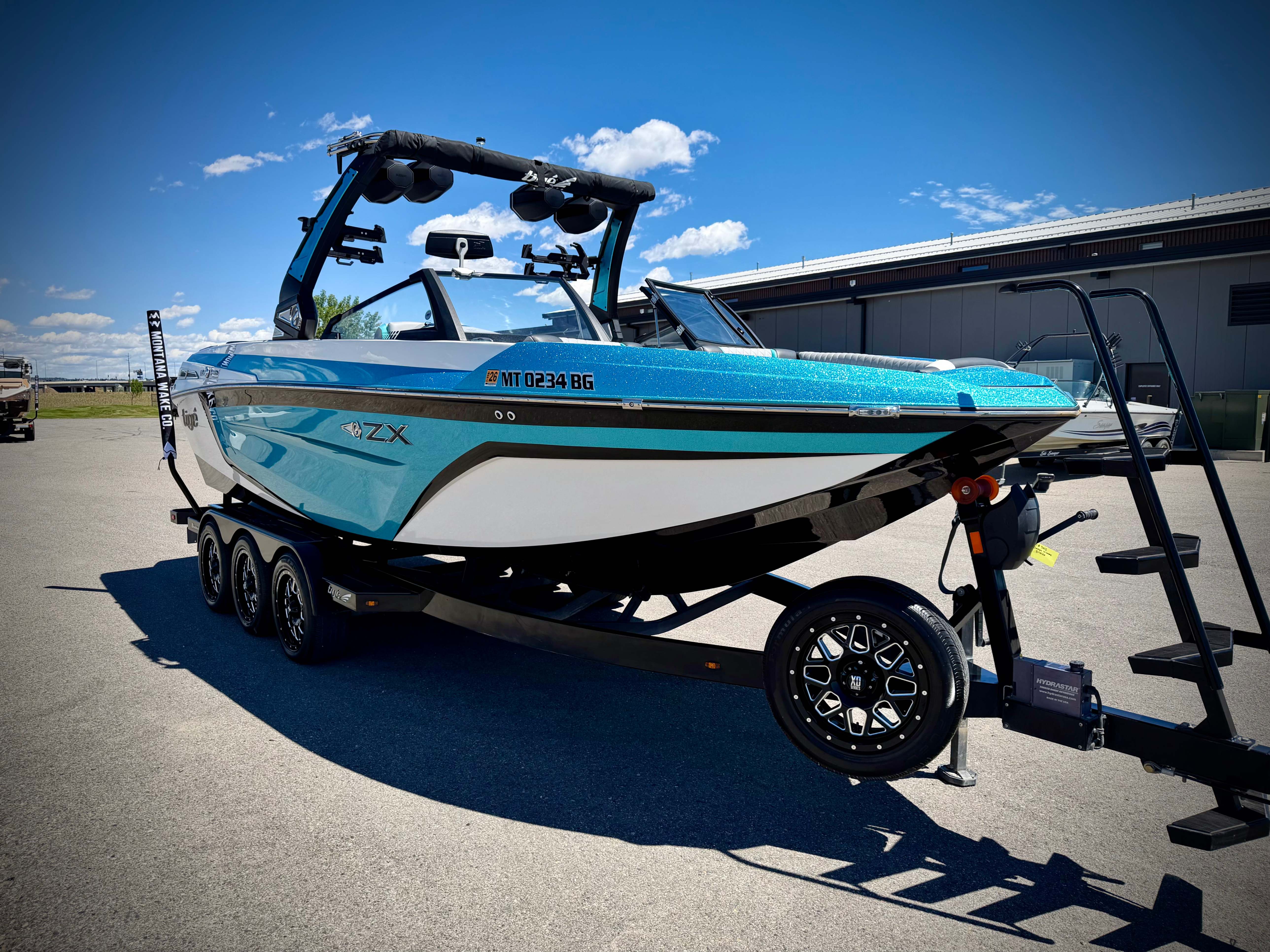 激レア未開封!!バドワイザー 飛行船ダイキャストバンク Used 2023 Tige ZX 25 For Sale in Billings, MT | Montana Wake