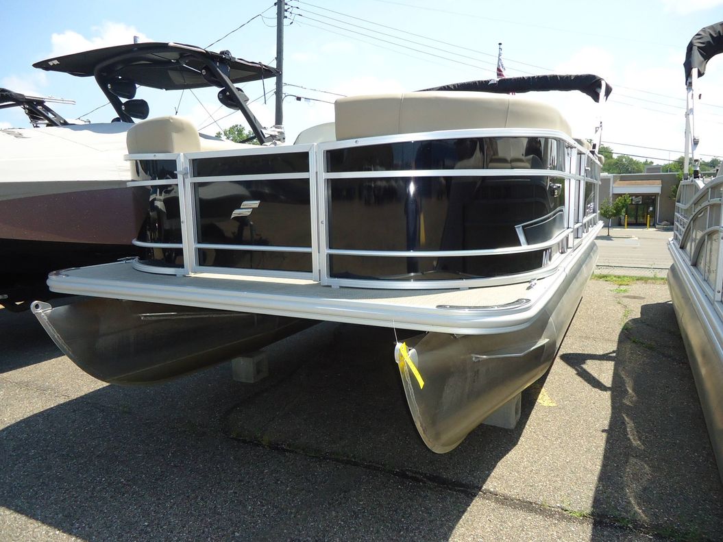 2022 Starcraft Marine EX 20 C