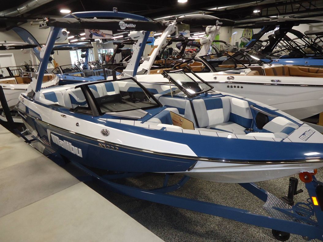 2026 Malibu Boats 20 VTX