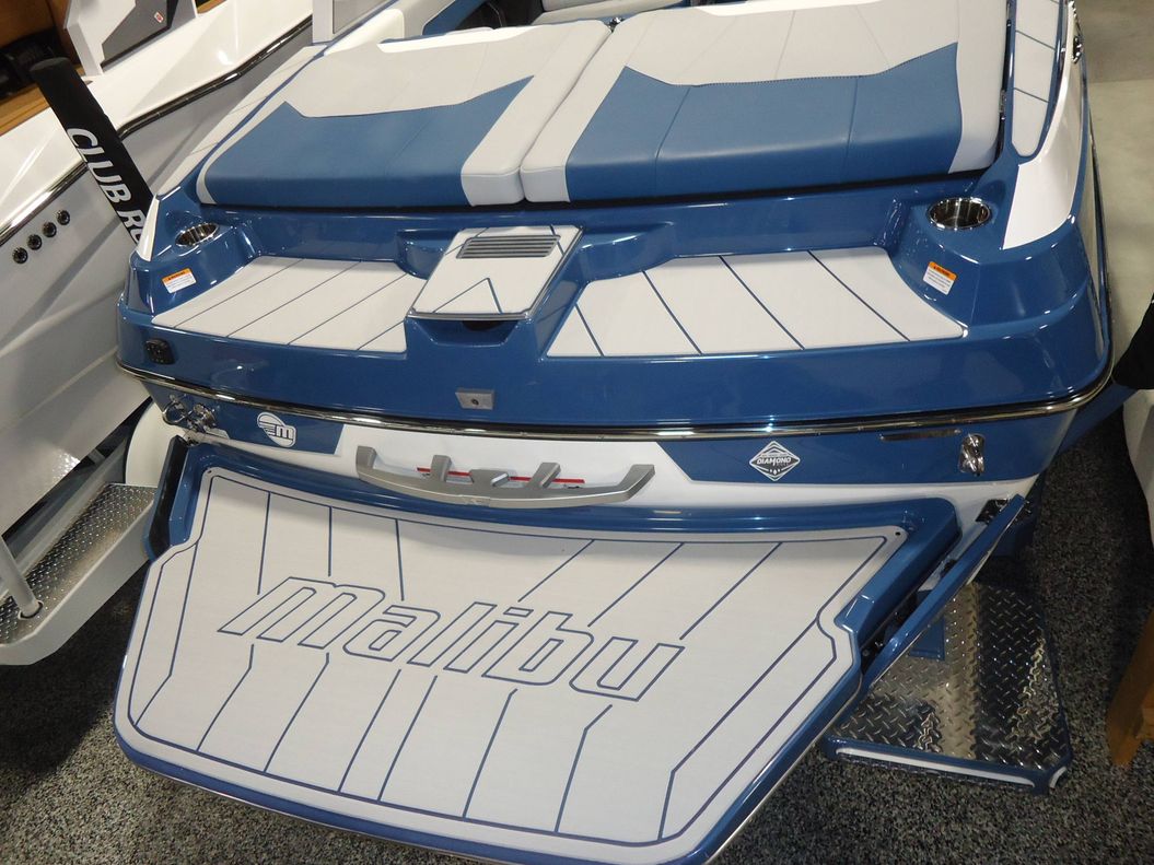 2026 Malibu Boats 20 VTX