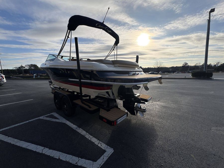 2025 Chris-Craft 25 SPORTSTER, photo 9 of 30