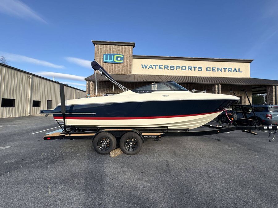 2025 Chris-Craft 25 SPORTSTER, photo 2 of 30