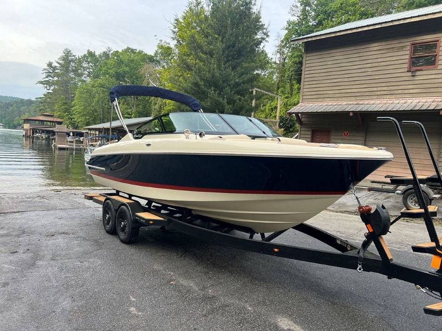2025 Chris-Craft 25 SPORTSTER, photo 3 of 30