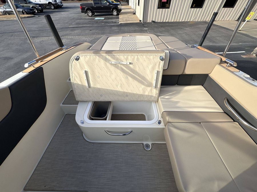 2025 Chris-Craft 25 SPORTSTER, photo 15 of 30