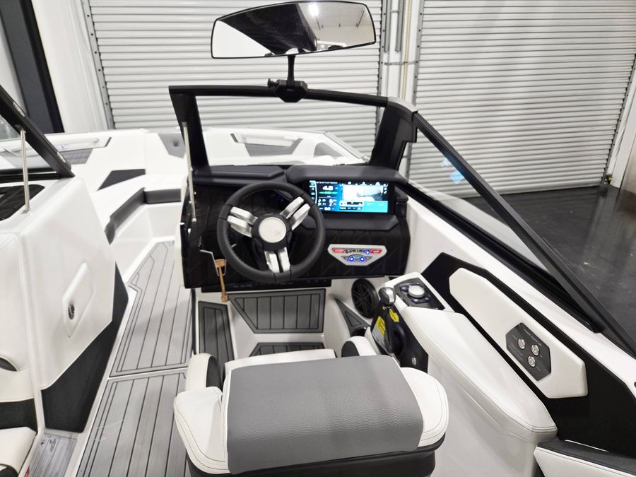 2026 Nautique S23, photo 7 of 11