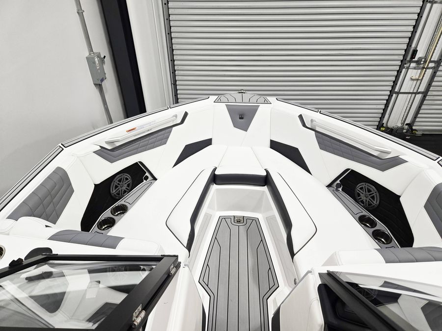 2026 Nautique S23, photo 8 of 11
