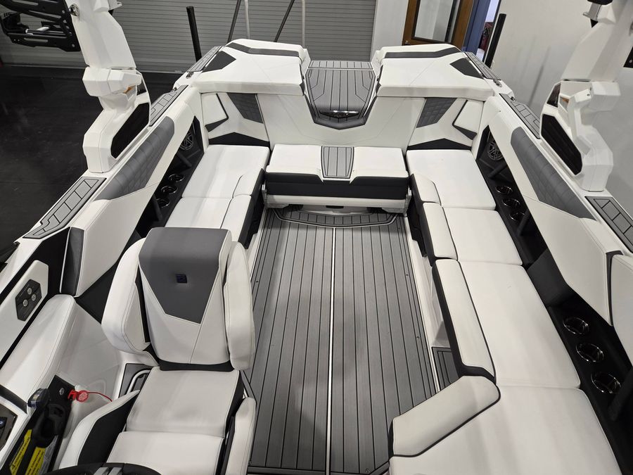 2026 Nautique S23, photo 5 of 11