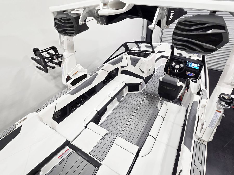 2026 Nautique S23, photo 6 of 11