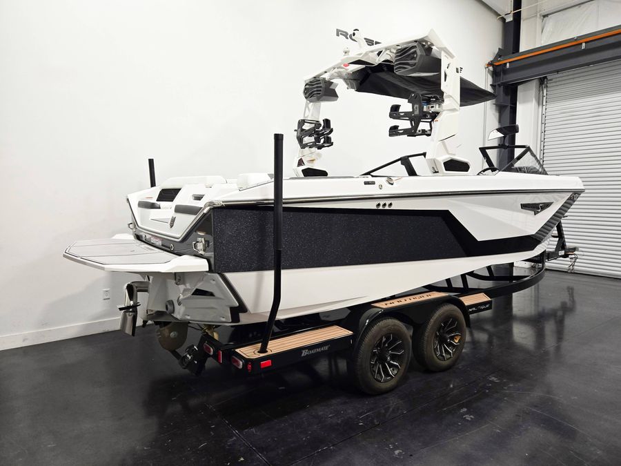 2026 Nautique S23, photo 3 of 11