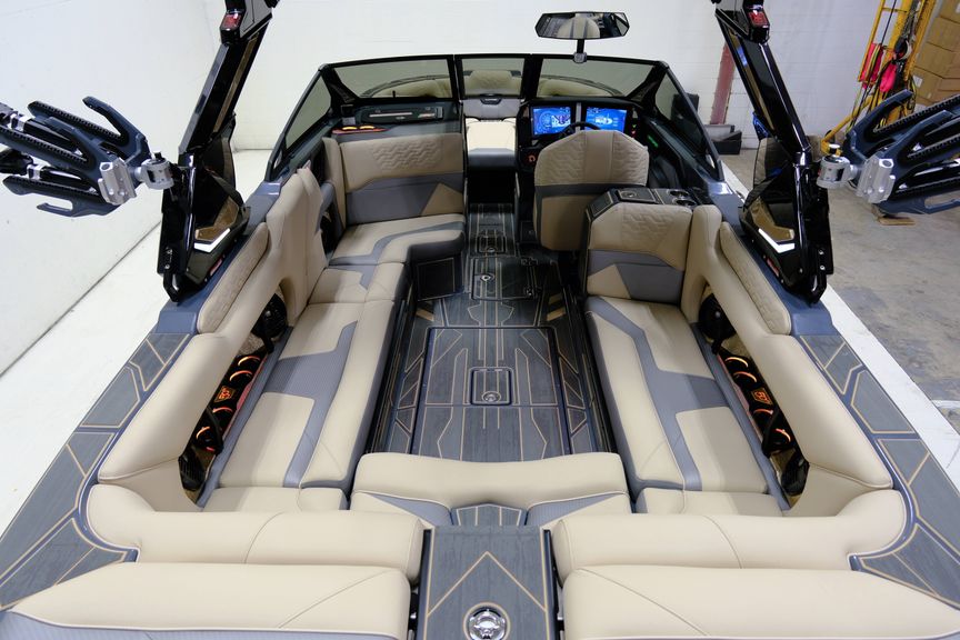 New 2026 Centurion Ri245 For Sale in Indianapolis, IN | N3 Boatworks