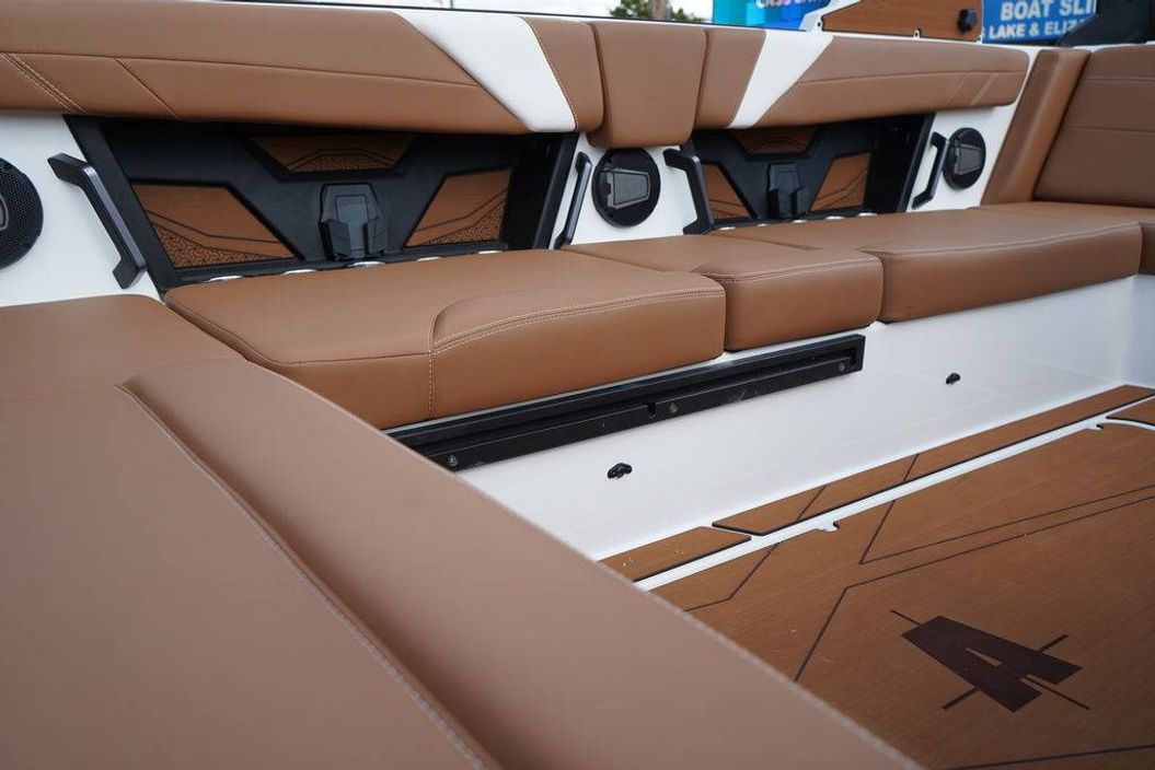 2026 Axis Wake Research T250