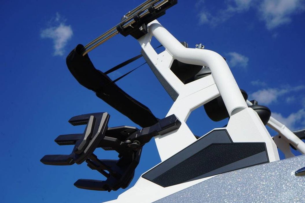 2026 Axis Wake Research T250
