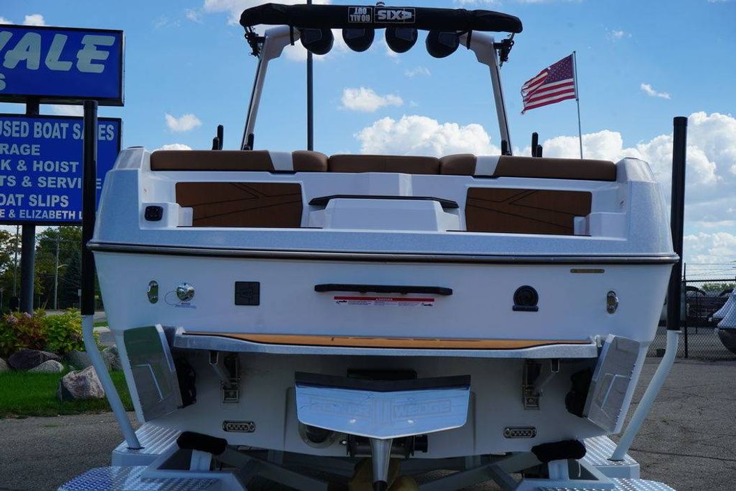 2026 Axis Wake Research T250