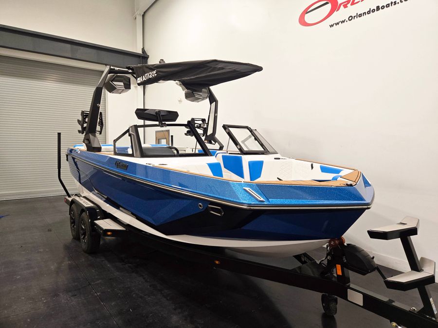 2027 Nautique GS20, photo 2 of 7