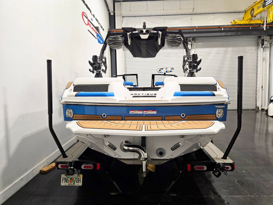 2027 Nautique GS20, photo 3 of 7