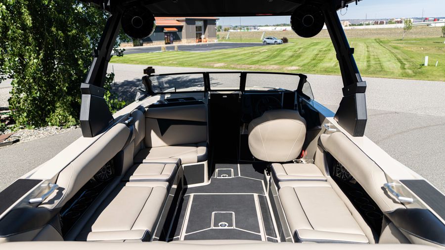 2027 Supreme S240, photo 11 of 20