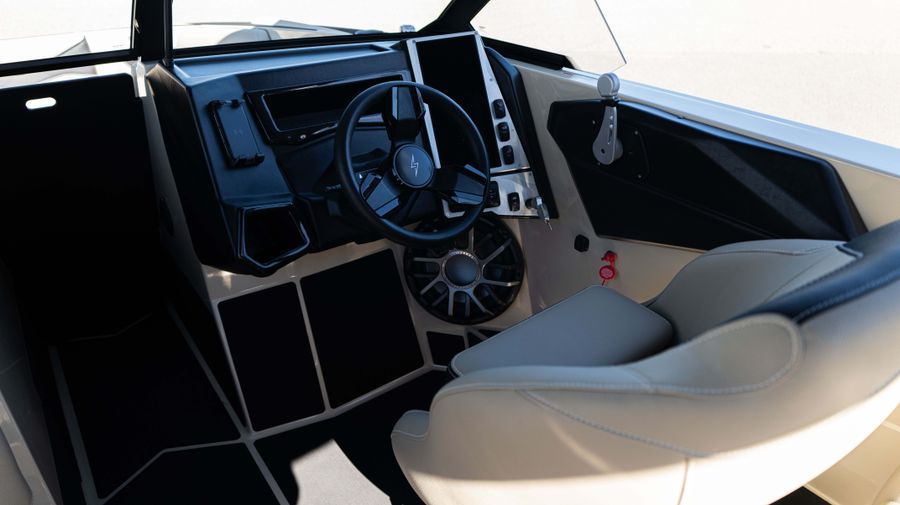 2027 Supreme S240, photo 15 of 20
