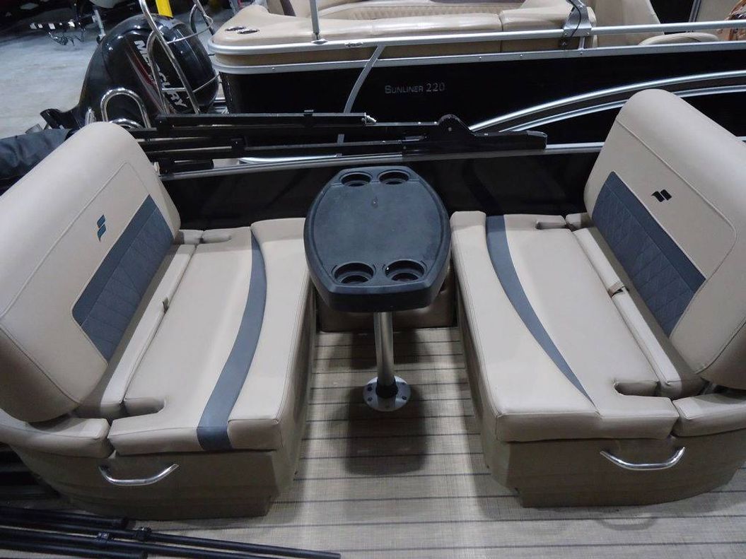 2024 Starcraft Marine CX 23 RL