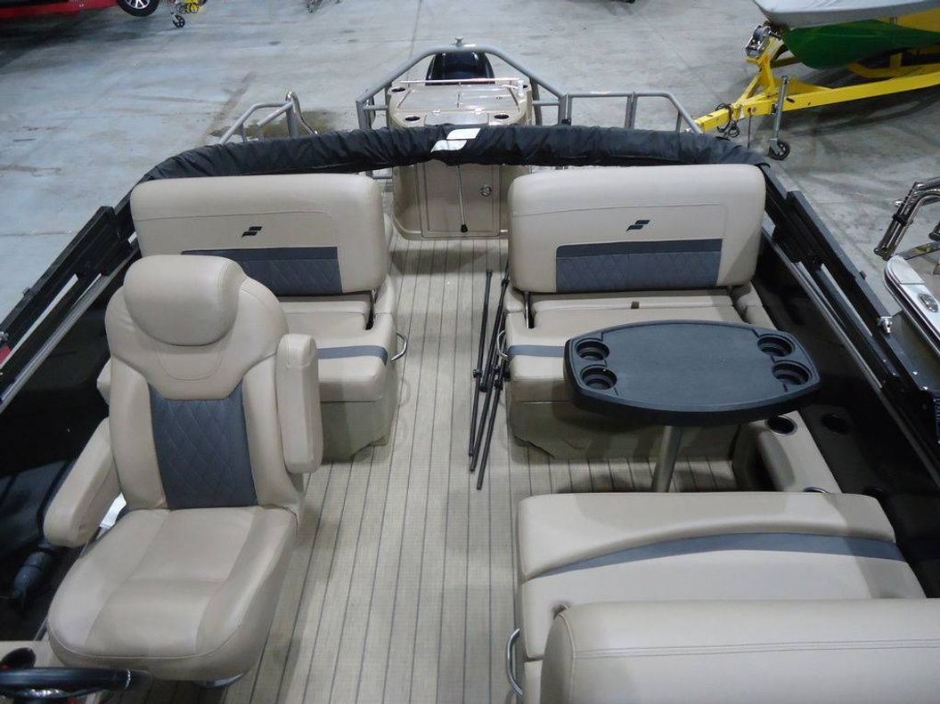 2024 Starcraft Marine CX 23 RL