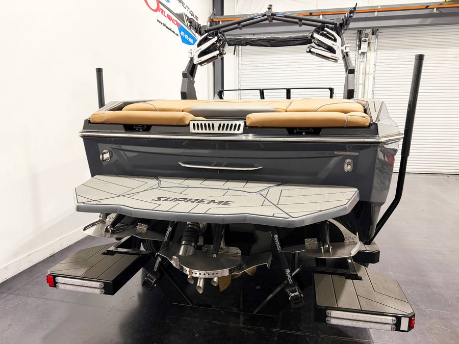 2027 Supreme S220, photo 4 of 11