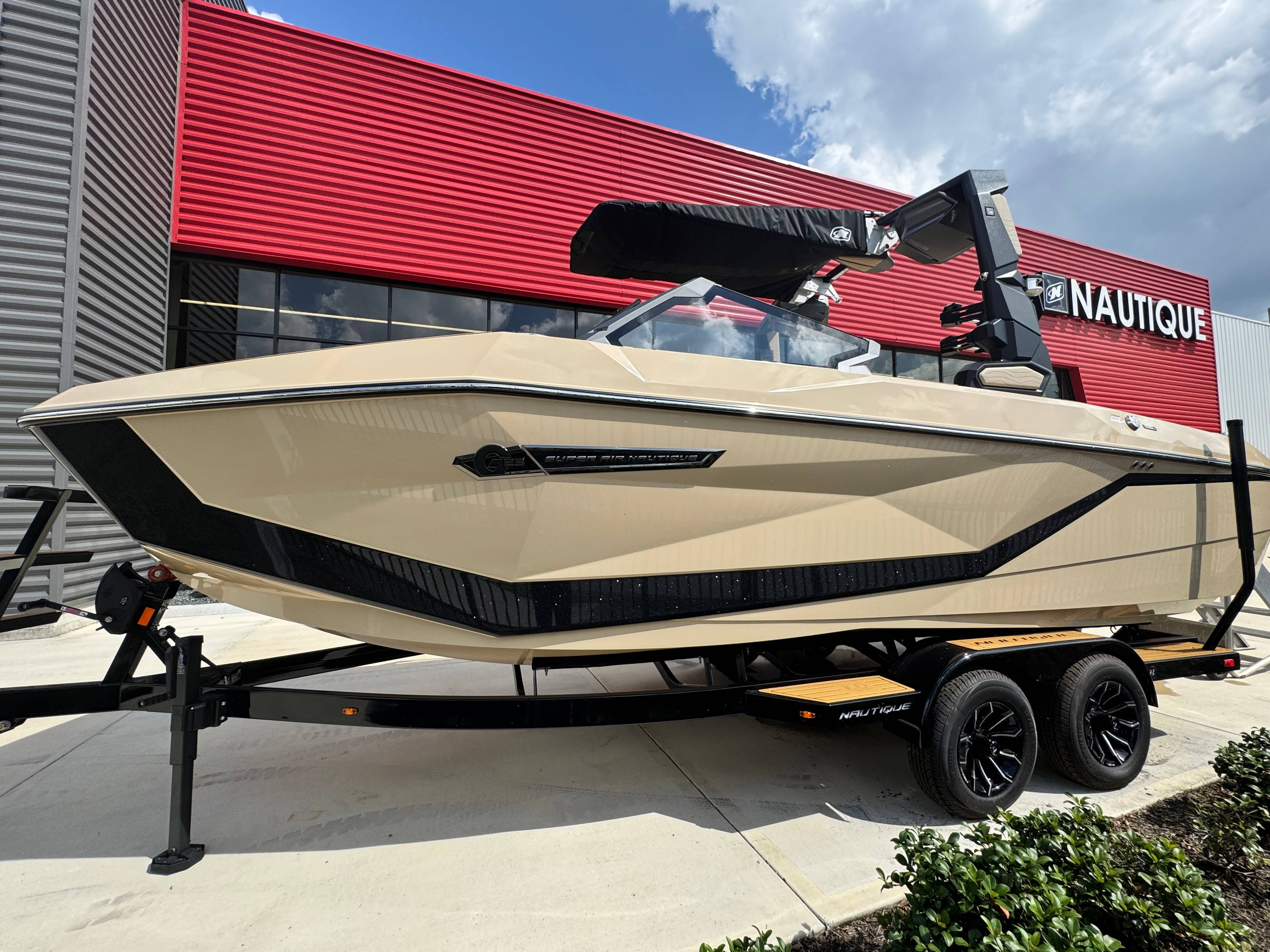 2026 Nautique G23