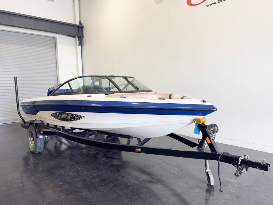 2009 Malibu Response LX, photo 2 of 9