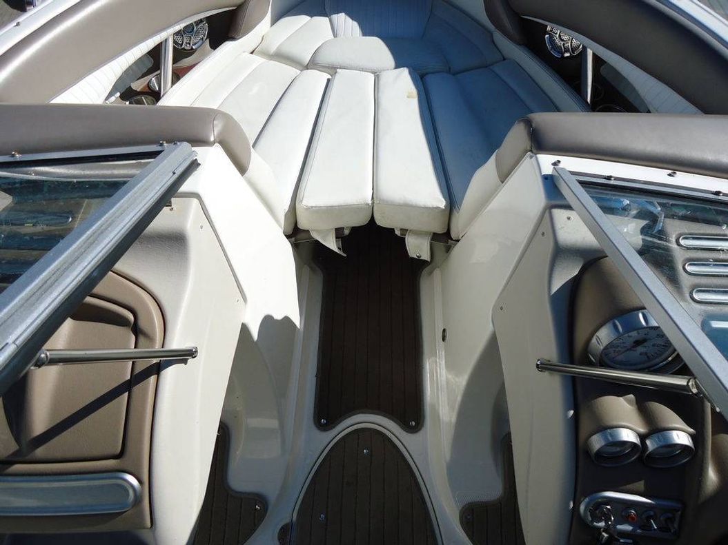 2009 Glastron GLS-215