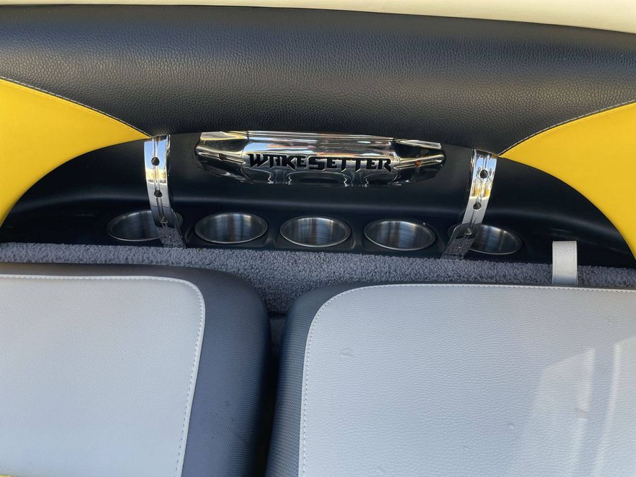 2013 Malibu 23LSV, photo 22 of 25