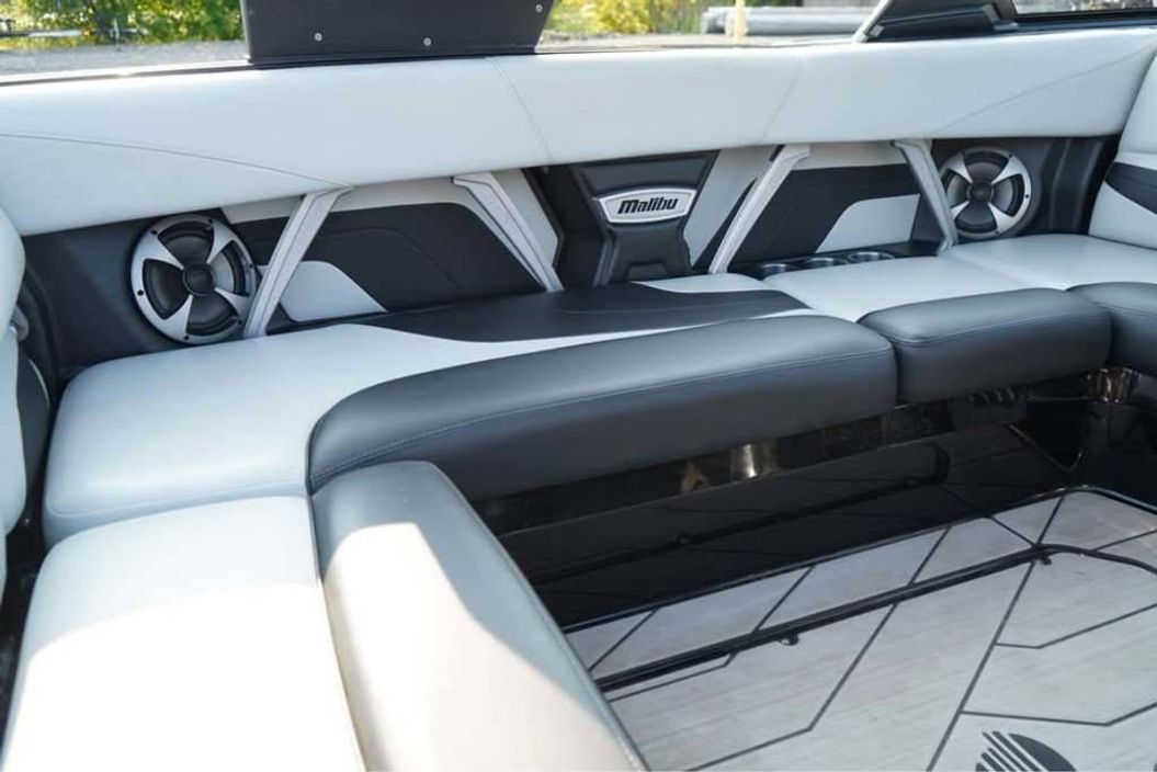 2020 Malibu Boats 22 MXZ