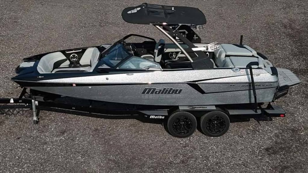 2020 Malibu Boats 22 MXZ
