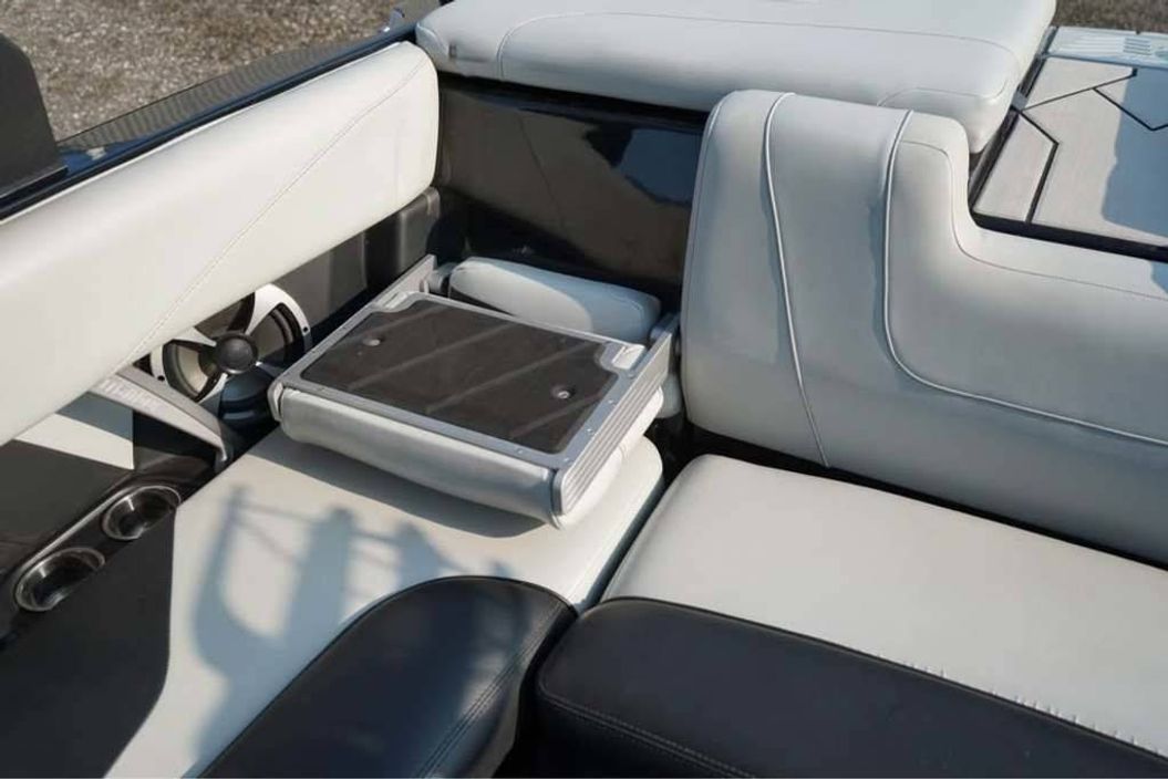 2020 Malibu Boats 22 MXZ
