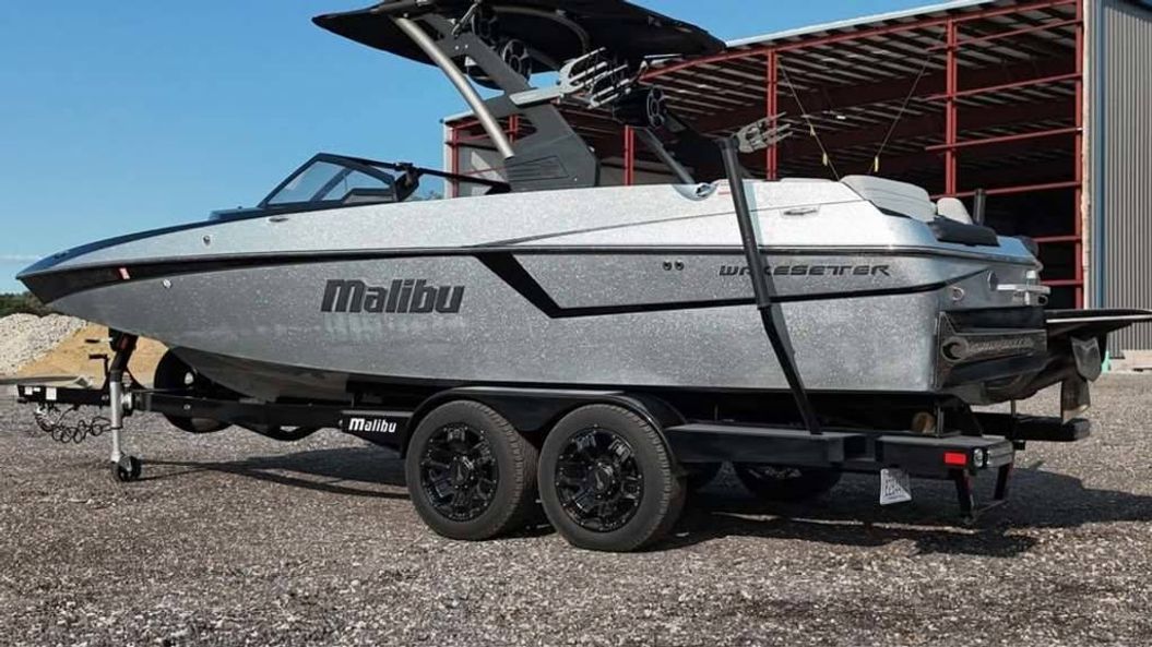 2020 Malibu Boats 22 MXZ