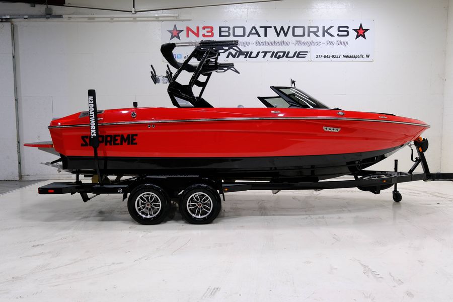 2026 Supreme S220