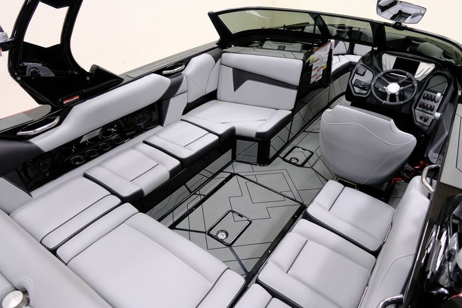 2026 Supreme S220, photo 9 of 27
