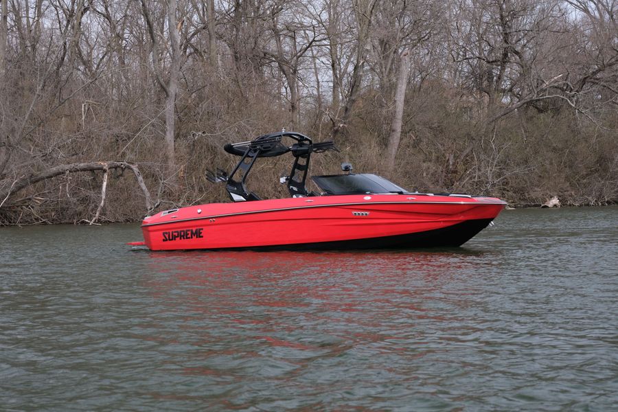 2026 Supreme S220, photo 25 of 27