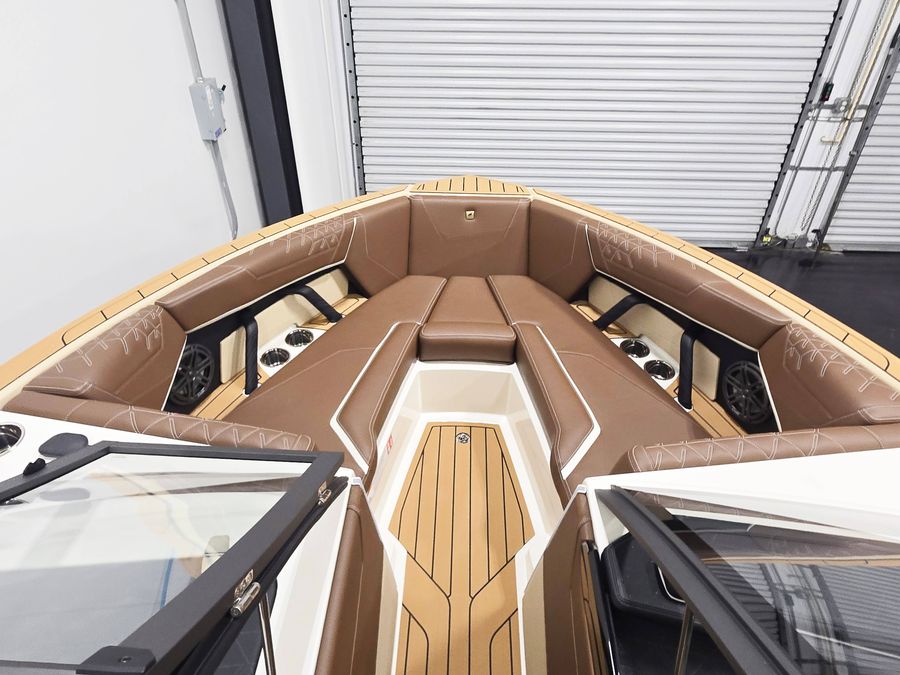 2027 Nautique S23, photo 6 of 13