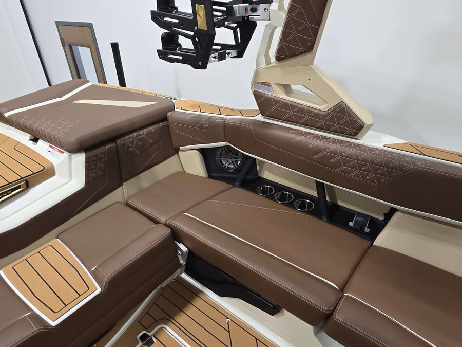 2027 Nautique S23, photo 10 of 13