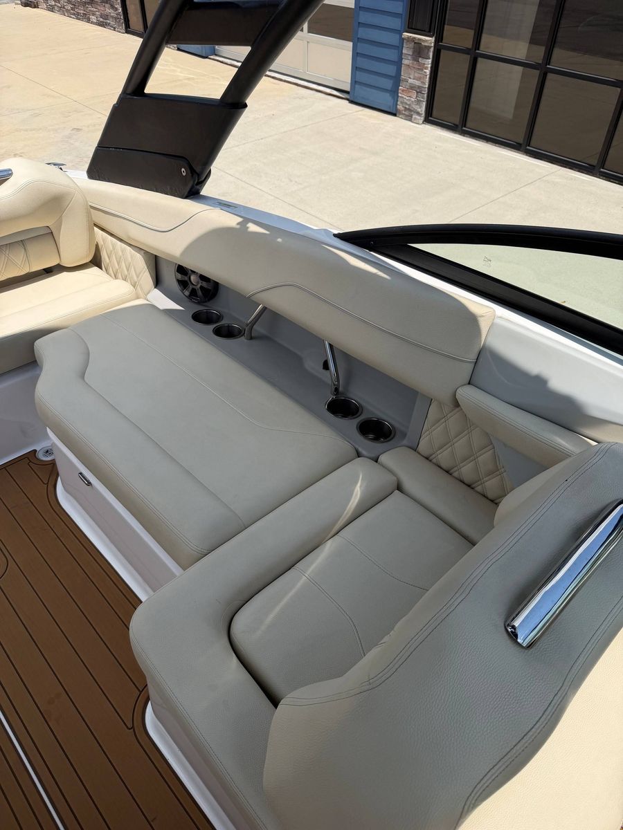 2021 Regal LX2, photo 13 of 15