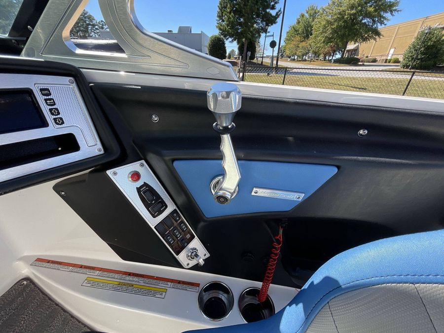 2014 MasterCraft X2, photo 27 of 30
