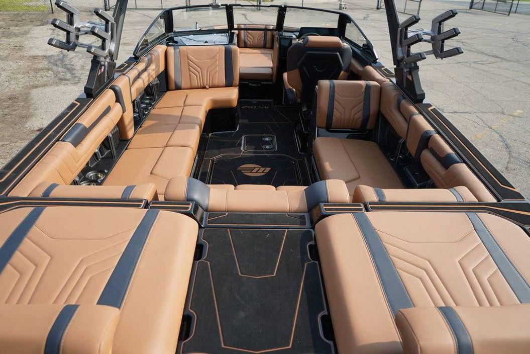 2025 Malibu Boats 25 LSV