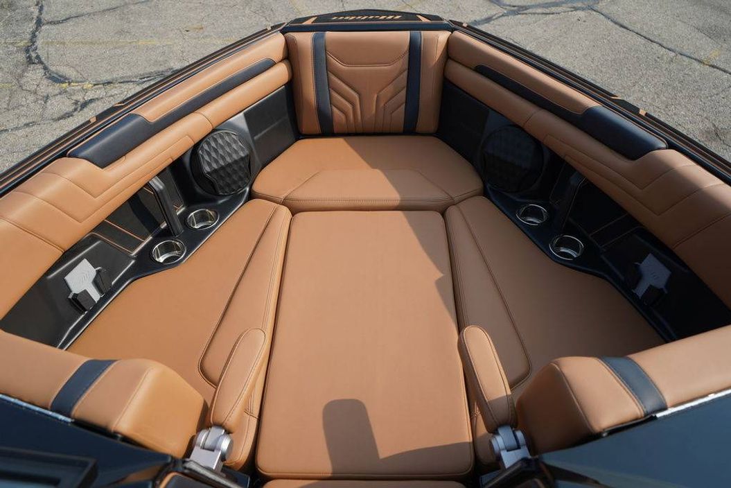 2025 Malibu Boats 25 LSV