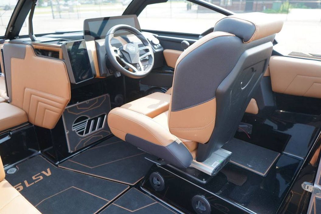 2025 Malibu Boats 25 LSV