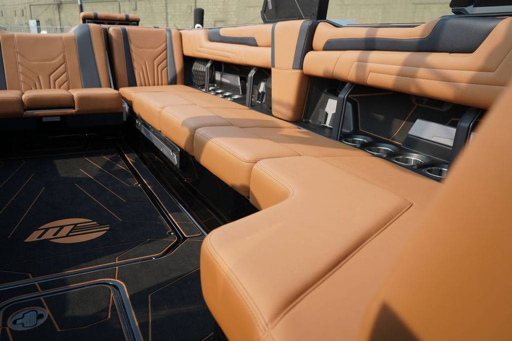 2025 Malibu Boats 25 LSV